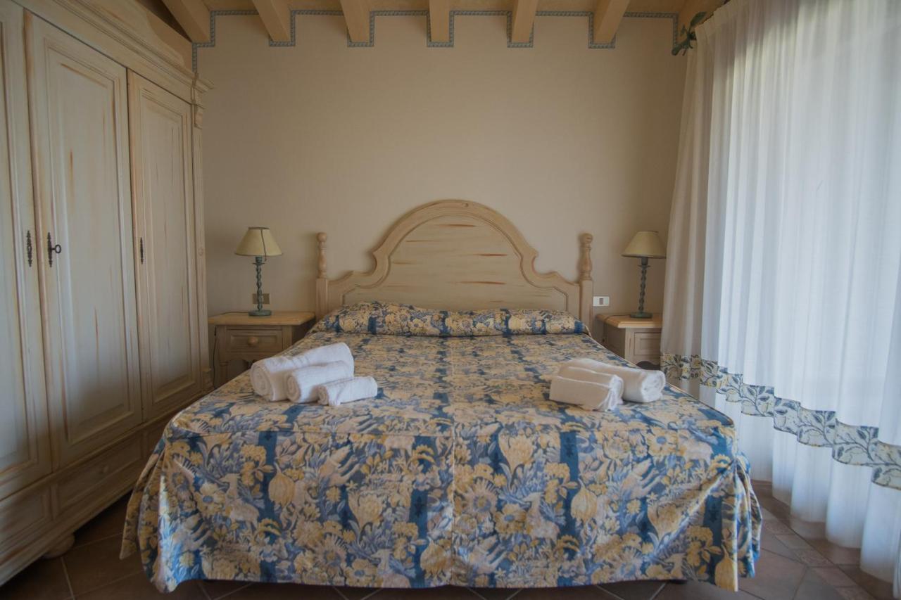 Il Giardino Degli Oleandri Aparthotel Liscia di Vacca Exterior photo