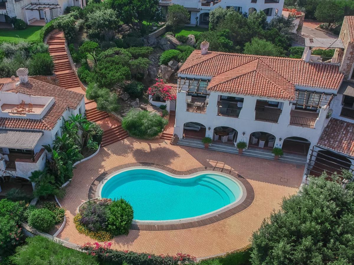 Il Giardino Degli Oleandri Aparthotel Liscia di Vacca Exterior photo