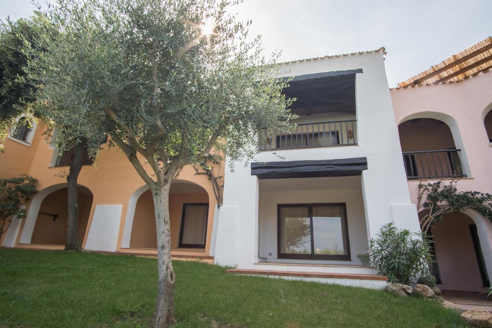 Il Giardino Degli Oleandri Aparthotel Liscia di Vacca Exterior photo